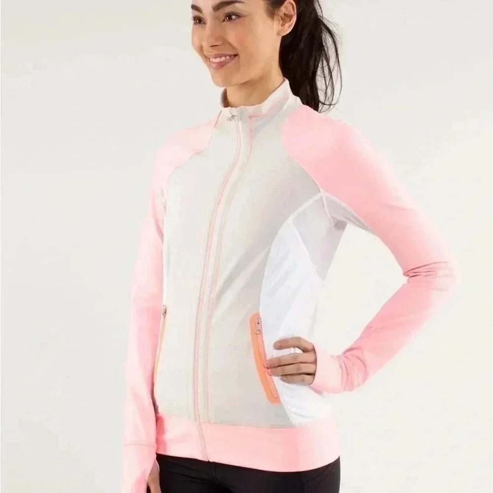 Lululemon Run: Beach Runner Jacket Dune / Bleached Coral  / White 8